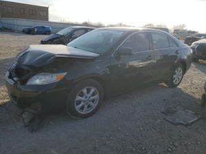 Toyota Camry BASE 2.5L 4 2011