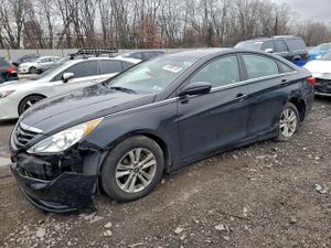 Hyundai Sonata GLS 2.4L 4 2013