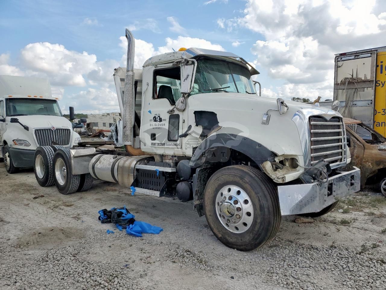 Mack 700 GU700 10.8L 6 2015