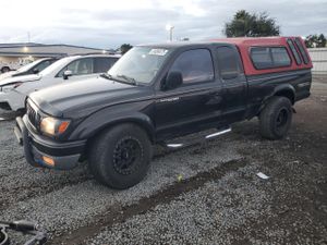 Toyota Tacoma XTRACAB PRERUNNER 3.4L 6 2001