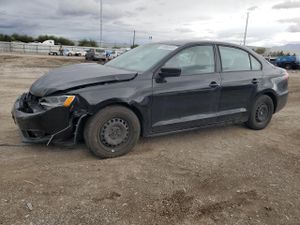 Volkswagen Jetta BASE 2.0L 4 2014