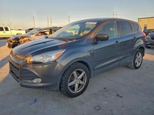 Ford Escape SE 2.5L 4 2015