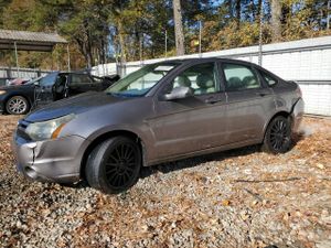Ford Focus SES 2.0L 4 2011