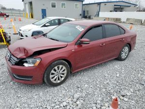 Volkswagen Passat S 1.8L 4 2015