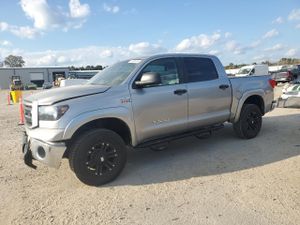 Toyota Tundra CREWMAX SR5 5.7L 8 2010