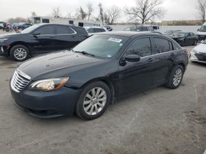 Chrysler 200 TOURING 2.4L 4 2013