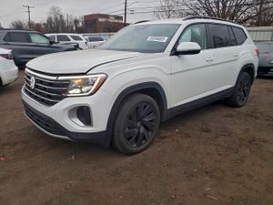 Volkswagen Atlas SE 2.0L 4 2024