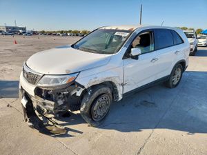 Kia Sorento LX 2.4L 4 2014