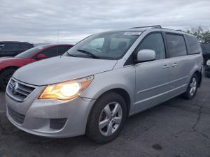 Volkswagen Routan SE 3.6L 6 2011