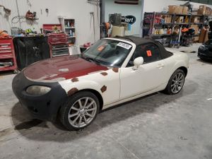 Mazda MX-5 (Miata) 2.0L 4 2006