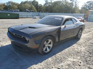 Dodge Challenger SXT 3.6L 6 2015