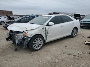 Toyota Camry HYBRID 2.5L 4 2012