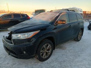 Toyota Highlander XLE 3.5L 6 2015