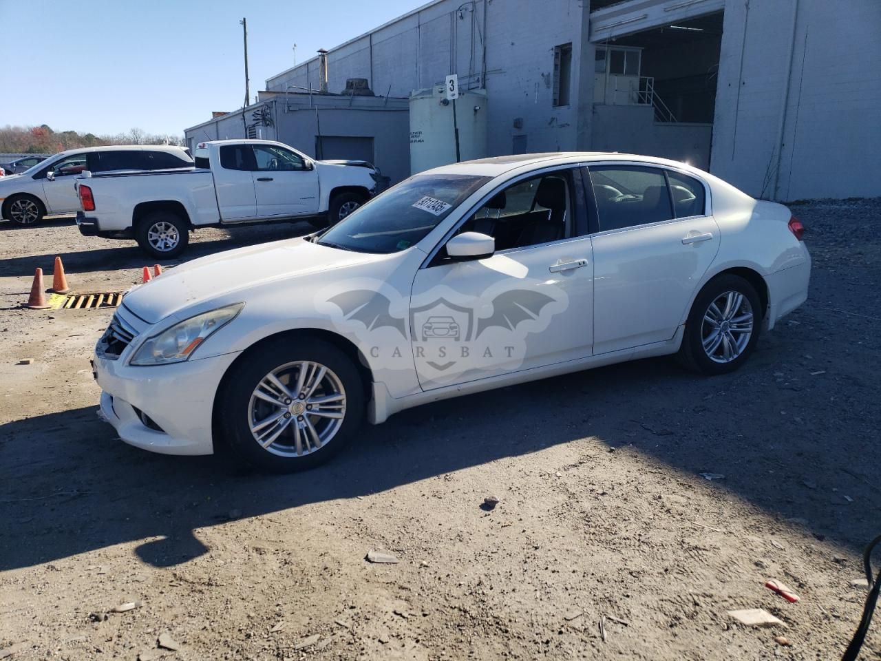 Infiniti G37 3.7L 6 2011