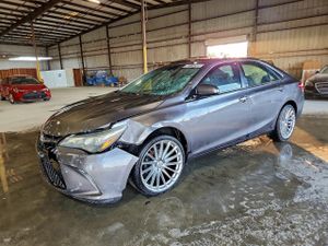 Toyota Camry LE 2.5L 4 2015