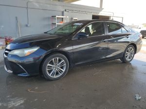Toyota Camry LE 2.5L 4 2015