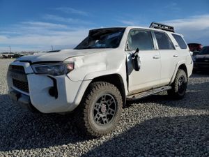 Toyota 4Runner SR5/SR5 PREMIUM 4.0L 6 2015