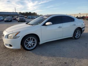 Nissan Maxima S 3.5L 6 2011