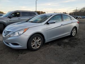 Hyundai Sonata GLS 2.4L 4 2012