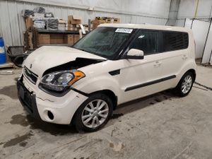 Kia Soul + 2.0L 4 2013