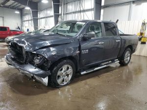 RAM 1500 SLT 5.7L 8 2015