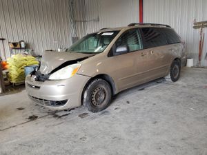 Toyota Sienna CE 3.3L 6 2004
