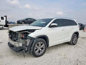 Toyota Highlander XLE 3.5L 6 2015