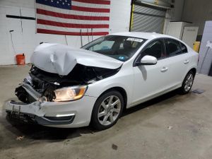 Volvo S60 2.5L 5 2015