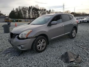 Nissan Rogue S 2.5L 4 2012