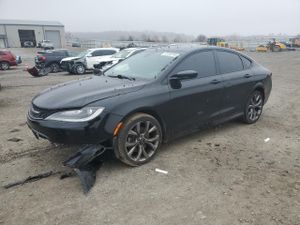 Chrysler 200 S 2.4L 4 2015