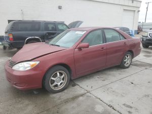 Toyota Camry LE 2.4L 4 2002