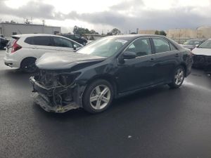 Toyota Camry L 2.5L 4 2013