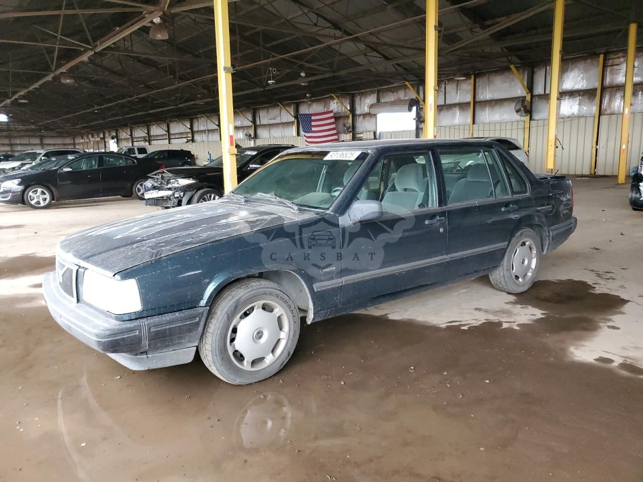 Volvo 940 2.3L 4 1995