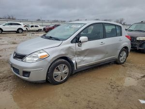 Nissan Versa S 1.8L 4 2012