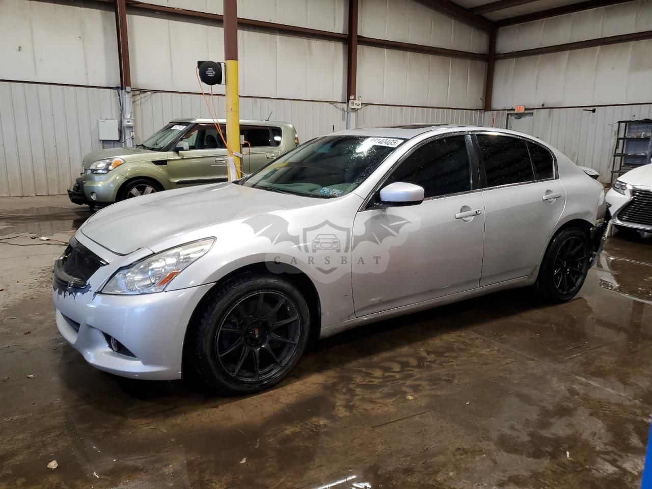 Infiniti G37 3.7L 6 2013