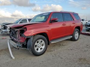 Toyota 4Runner SR5 4.0L 6 2015