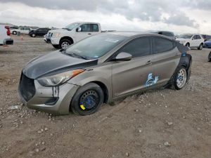 Hyundai Elantra GLS 1.8L 4 2013