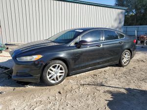 Ford Fusion SE 2.5L 4 2013