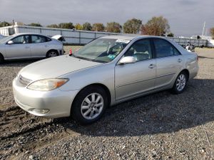 Toyota Camry LE 2.4L 4 2003