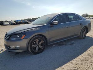 Volkswagen Passat S 1.8L 4 2015