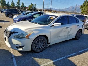 Nissan Altima 2.5 2.5L 4 2015