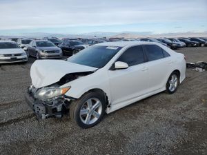 Toyota Camry L 2.5L 4 2014