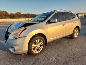 Nissan Rogue S 2.5L 4 2013