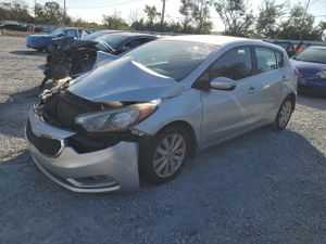 Kia Cerato / Forte / K3 EX 2.0L 4 2015