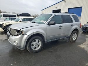 Ford Escape XLT 3.0L 6 2012