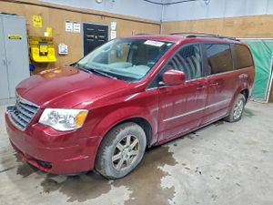 Chrysler Town & Country TOURING 3.8L 6 2010