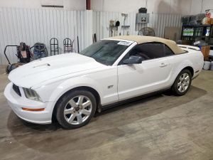 Ford Mustang GT 4.6L 8 2007