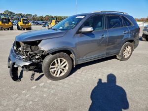 Kia Sorento LX 2.4L 4 2015