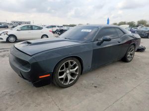 Dodge Challenger SXT 5.7L 8 2015