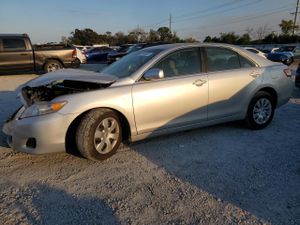 Toyota Camry BASE 2.5L 4 2011
